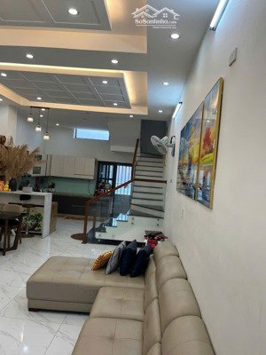 bán nhà kđt an phú sinh gần hồ bơi hướng nam., nhà giá rẻ.