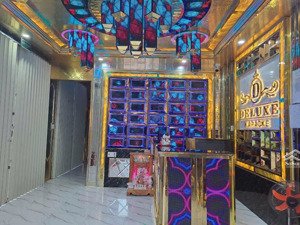 chính chủ cần ra nhanh karaoke 02 mặt tiền đường hàm nghi