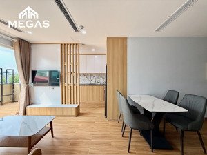 chung cư mini cao cấp 2 ngủ 1 khách, có ban công, đầy đủ nội thất mới 100%