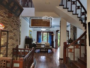 bán liền kề lạc trung đường ô tô tránh 70m2 x 5 tầng mt 5m. giá 21 tỷ
