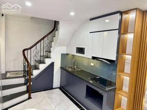 CẦN BÁN GẤP NHÀ NGUYỄN LƯƠNG BẰNG ĐỐNG ĐA 30m2, 5 TẦNG MẶT TIỀN 3m GIÁ 5.48 TỶ