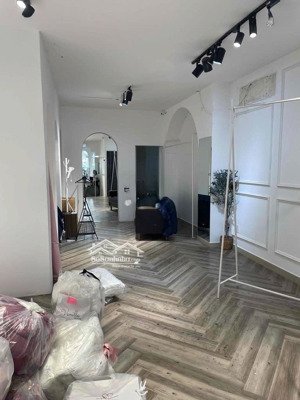 cho thuê nhà mặt tiền đường hồ bá kiện, quận 10, nhà mới đẹp, ngay làng đại học quận 10