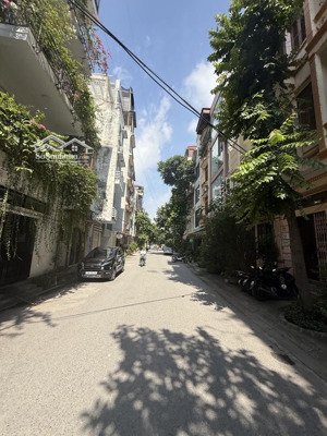 bán nr cấp 4 tại thửa đất phố vĩnh phúc, ba đình, chỉ 25 tỷ, 74m2, đẹp, nhiều tiện ích sầm uất