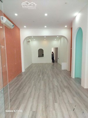 nhà mặt tiền cao đức lân p. an phú q. 2, 4x20m, 3 máy lạnh