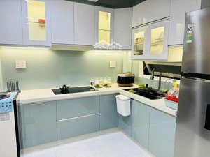 bán nhà chdv dòng tiền 168tr/1n ngay trường đh kinh tế tài chính quận bình thạnh