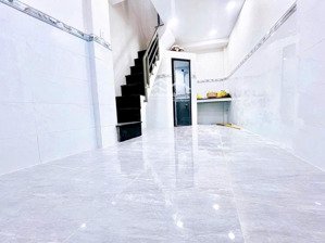 q4, không quy hoạch, nhà mới 100% ở ngay, chỉ 2.47 tỷ 3 tầng, dtsd 45m2