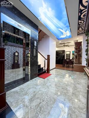 Nhà 3 tầng * 80m2 ngang 5 KĐT Hà Quang 2 - Nam Nha Trang, có thang máy, nội thất xịn