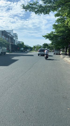 cần bán đất mặt tiền bắc sơn (100 - 200 - 300m2) đoạn đường 10m. kinh doanh dầm uất. giá bán gấp