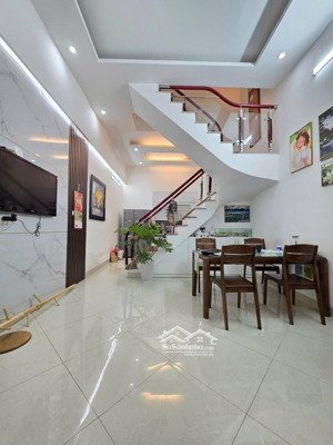 bán nhà riêng bạch mai, hai bà trưng 41m2x5 tầng 4pn, nội thất xịn, ngõ rộng gần ô tô, sđcc 8,8 tỷ