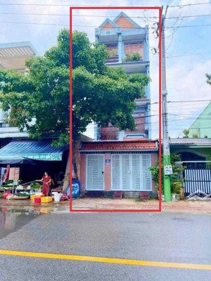 siêu phẩm mặt tiền chợ shr 1 trệt 3 lầu diện tích 90m2 giá 7.85 tỷ liên hệ 