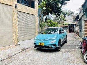 gần aeon mall long biên_ ô tô vào tận nhà _ có thang máy_ nhà mới đẹp giá tốt