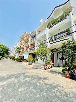 hiếm - chỉ 1 căn - mặt tiền khu tên lửa - 4 tầng - 100m2 - ngang 5m giá siêu rẻ - nhà thờ phaolô