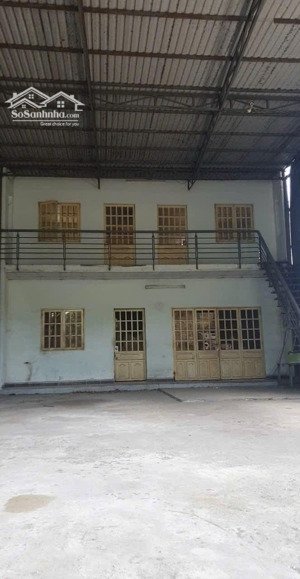 bán xưởng đường 8m, quy hoạch 22m p. bình thắng dt 226m2 ngang 6.2m giá bán: 5.9 tỷ lh 