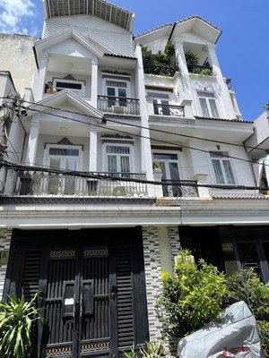 bán nhà đường số bình thuận quận 7... 63 mét vuông ngang 5m giá chỉ 11,5 tỷ ô tô ngủ trong nhà