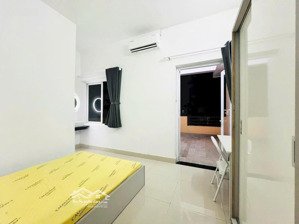 phòng siêu rộng 35m2 ban công cửa sổ tùy nhu cầu, full nội thất