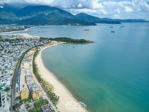 bán nhà mặt biển nguyễn tất thành giá chỉ 3 tỷ đối diện khu resort 5sao nhiều dự án lớn tìm năng