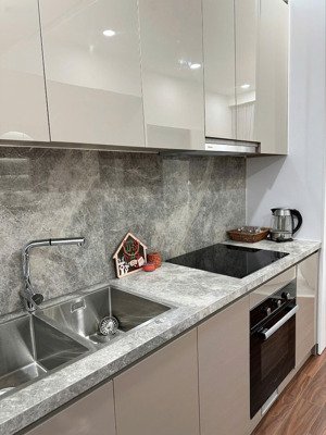 căn 1n+ view bể bơi - full nội thất, sổ đỏ sẵn cho thuê 7tr/tháng