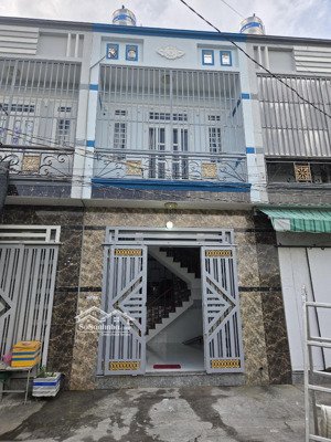 bán căn nhà ấp rừng sến - xã mỹ hạnh bắc - huyện đức hòa - long an. diện tích: 4 x 9m, đúc 1 trệt