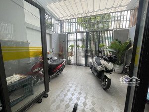 hẻm xe hơi tránh nhau, nhà 2tầng. dt khủng 95m2. ngang 5x19m. đ. lê đức thọ, p13 gv. giá 8.9tỷ