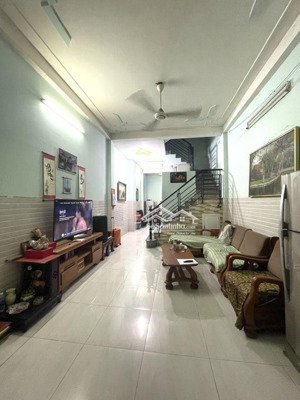 cần bán gấp nhà bùi đình túy, bình thạnh, 42m2 btct, giá chỉ 4.99ty tl.