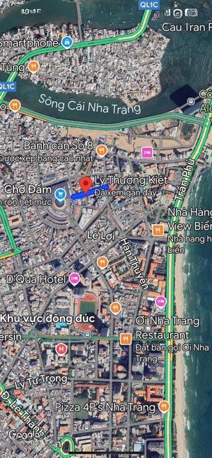 cần bán nhà gần biển gần chợ đầm, cách biển tầm 5 phút đi bộ