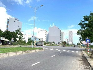 bán lô 2 mặt tiền phó đức chính, thông ra vương thừa vũ, mân thái, sơn trà