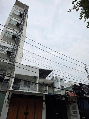 siêu phẩm được xây chdv qh hầm 7 tầng ngay trung tâm thanh đa bình quới 250m2 giá 39.95 tỷ