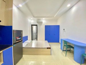 cho thuê 5 phòng mới ở được 2-4ng 30m2 đường chu văn an q. bt sát đh văn lang l/h: 