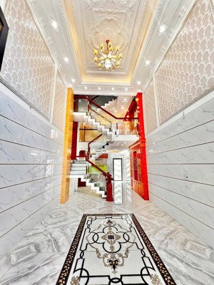 nhà mã lò 5 tầng 4 phòng ngủ 5wc, khu nhà cao tầng hiện đại. lh 