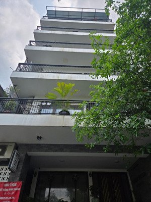 toà ccmini cầu giấy 110m, 7 tầng - 30,6 tỷ - dòng tiền 2 tỷ/năm -2 thoáng. vị trí thủ phủ sinh viên