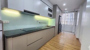 chính chủ bán căn 2pn dt 63m2 tòa n02 trần quý kiên, giá 4.6 tỷ bao phí, lh: 