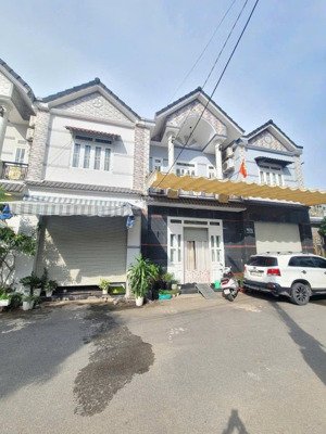 bán nhà riêng 4,8 tỷ, 75m2 tại đông hoà, dĩ an, bình dương giá ưu đãi uy tín