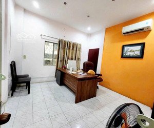 mặt tiền hoàng sa,q1 4x16.5m.nhà kết cấu hoàn thiện.sẵn hđt 37tr/tháng. chính chủ thiện chí 21.9tỷ