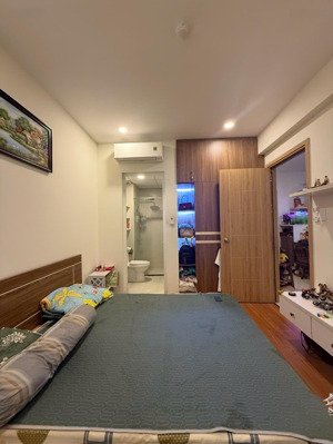 bán nhanh căn 3pn 81m2 có nội thất giá 2,5 tỉ, trả trước 800tr nhận nhà ở ngay, ngân hàng cho vay