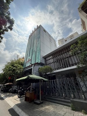 khan hiếm, bán tài sản mặt tiền ngô thời nhiệm, pvts, quận 3 (dt:6x15m,cn90m2) hđt 200tr/th. 79 tỷ