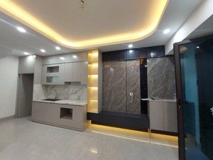 bán nr trần duy hưng, 8,6 tỷ, 30m2, 4pn, 5wc, đẹp xuất sắc