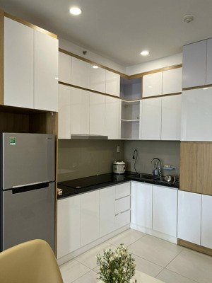 bán căn hộ q9 giáp q2, giá 2,05 tỷ có sổ hồng, ngân hàng hỗ trợ vay 70-85%, lãi suất từ 5,5%/năm