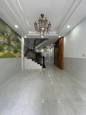 cho thuê nhà riêng 4pn, 4wc, 80m2, 22 triệu, thống nhất, p10, gò vấp, hcm