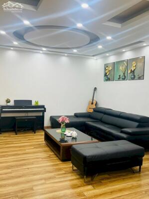 Bán chung cư No17-1 Sài Đồng-Long Biên-140m 3n2wc tầng trung-sẵn sổ đỏ-giá 6.8 tỷ (thương lượng)