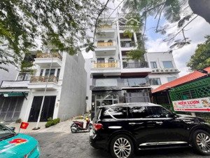 nhà thạnh lộc 29 trệt lửng 3 lầu, 4x15,5m, đường trước nhà 12m oto vào nhà