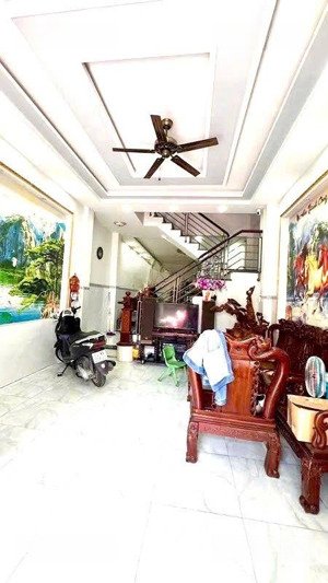 nhà hương lộ 3 - sát aeon - tân phú - 4 tầng - ngang 4,6m - dt 70m2 - 6pn