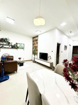 chính chủ bán căn hộ the useful apartment tân bình 65m 2 phòng ngủ giá 2,35 tỷ alo tuấn 