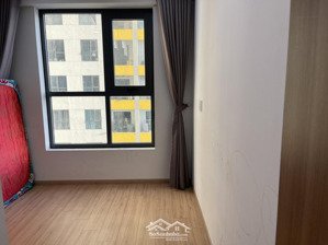 chủ đi xklđ, để bán căn bcons green view 2pn 2wc, 51m2, ntcb, dọn vào ở được ngay, giá chỉ 1 tỷ 8