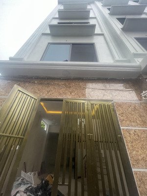 bán nhà tân lập 38/39m2 x 5 tầng gần vin đan phượng