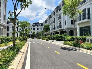 giỏ hàng biệt thự amelie villa phú mỹ hưng trong tháng 7/2025. giá tốt đầu tư. gọi em hiền xem nhà