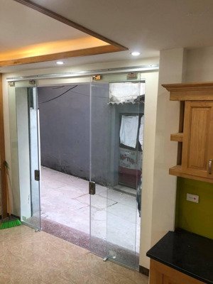 cho thuê nr 3pn, 3wc, 30m2, giá siêu hời 14 tr 14 triệu tại trần thái tông, dịch vọng, cầu giấy, hn