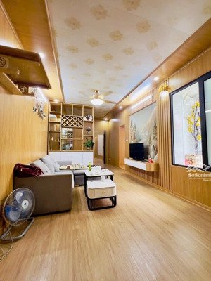 bán sổ đỏ tt quỳnh mai 90m2 - nhỉnh 3 tỷ - hai bà trưng - lô góc - đẹp
