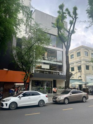 cực khan hiếm sát chợ bến thành! góc mt nguyễn trung trực- lê lợi q1 (6x 11m) hđt 160tr/th chỉ 59tỷ