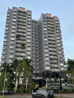 cho thuê duy nhất 1 căn hộ screc lầu cao vừa đẹp, 90m2 có 2 pn, 2 wc, giá rẻ. lh 