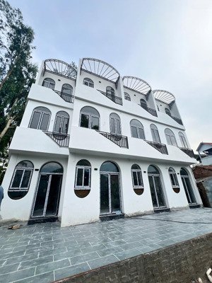 bán nhà riêng 3 tầng gần ql21b giá chỉ 2,898 tỷ diện tích 40m² full nội thất tầng 1 vào ở ngay